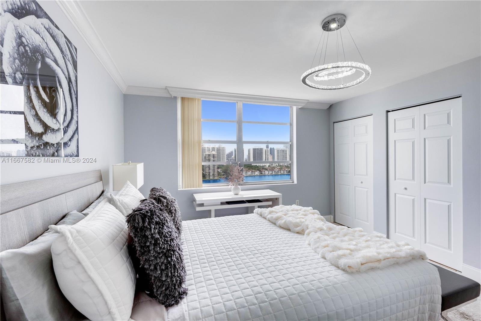 COMMODORE PLAZA CONDO - Residential