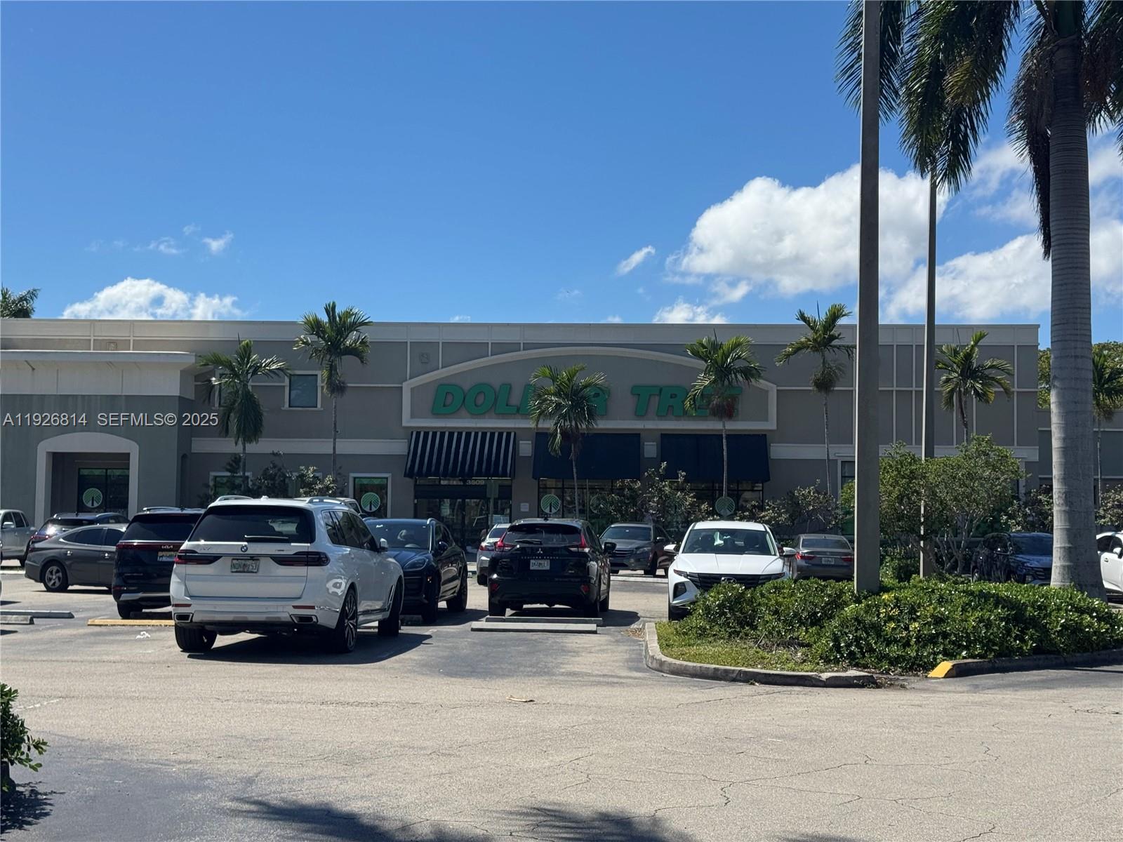 EASTERN SHORES WHITE HOUS - Residential
