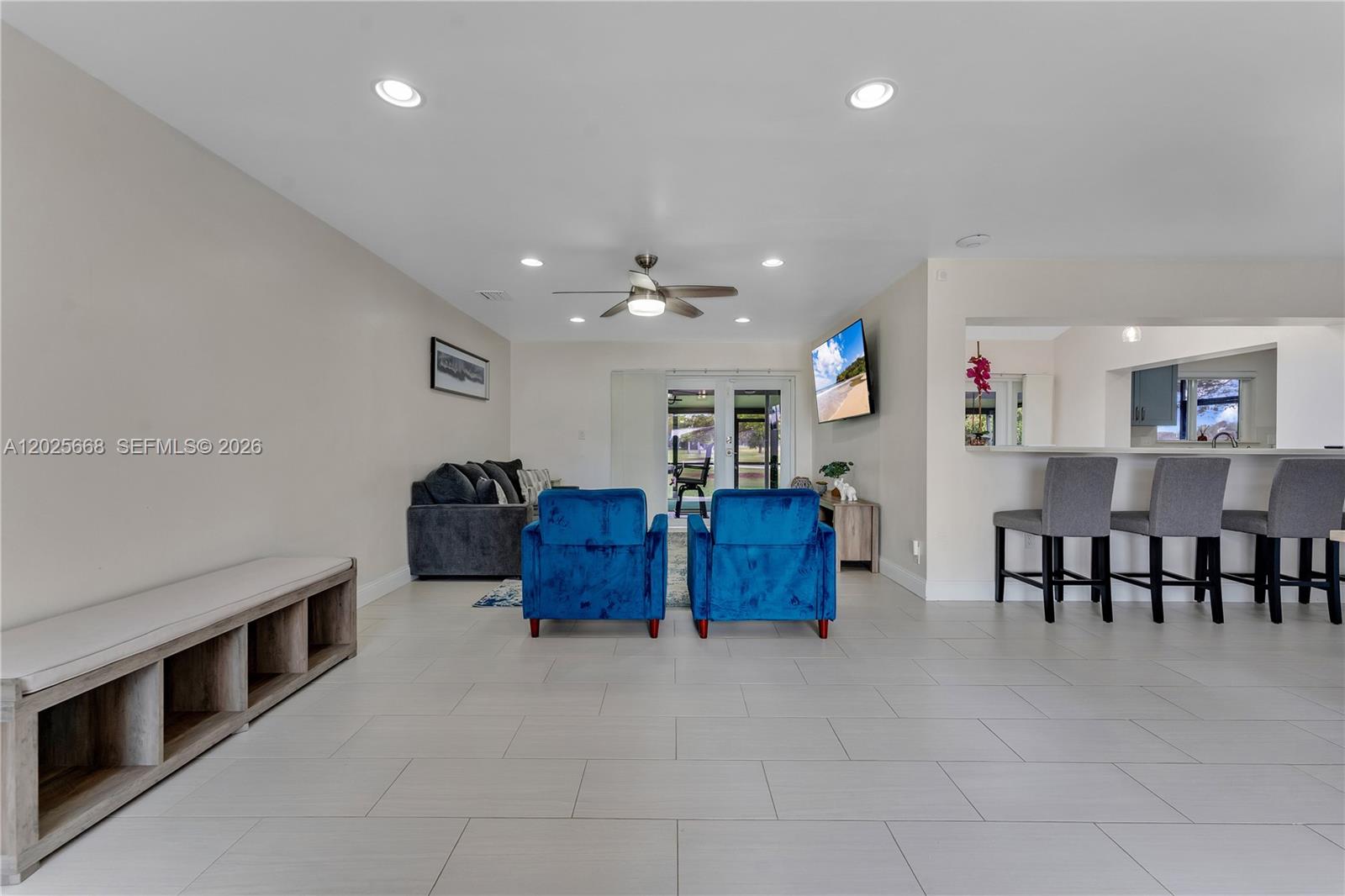 PALMETTO COUNTRY CLUB EST - Residential Lease