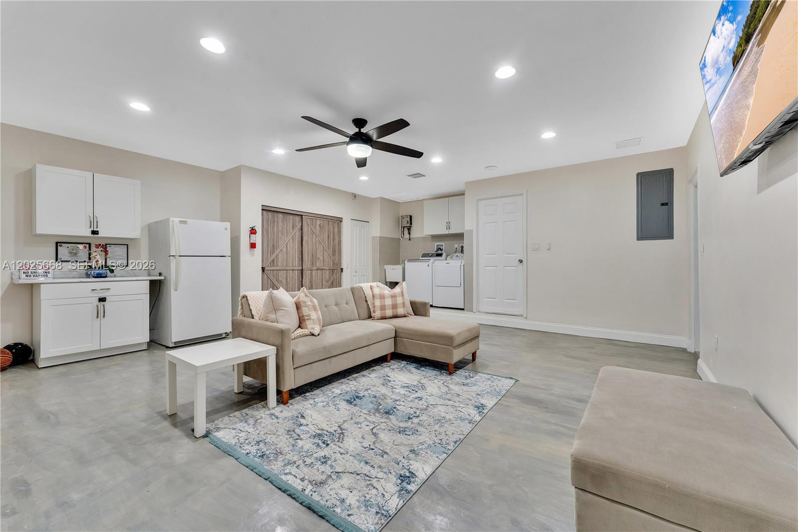 PALMETTO COUNTRY CLUB EST - Residential Lease
