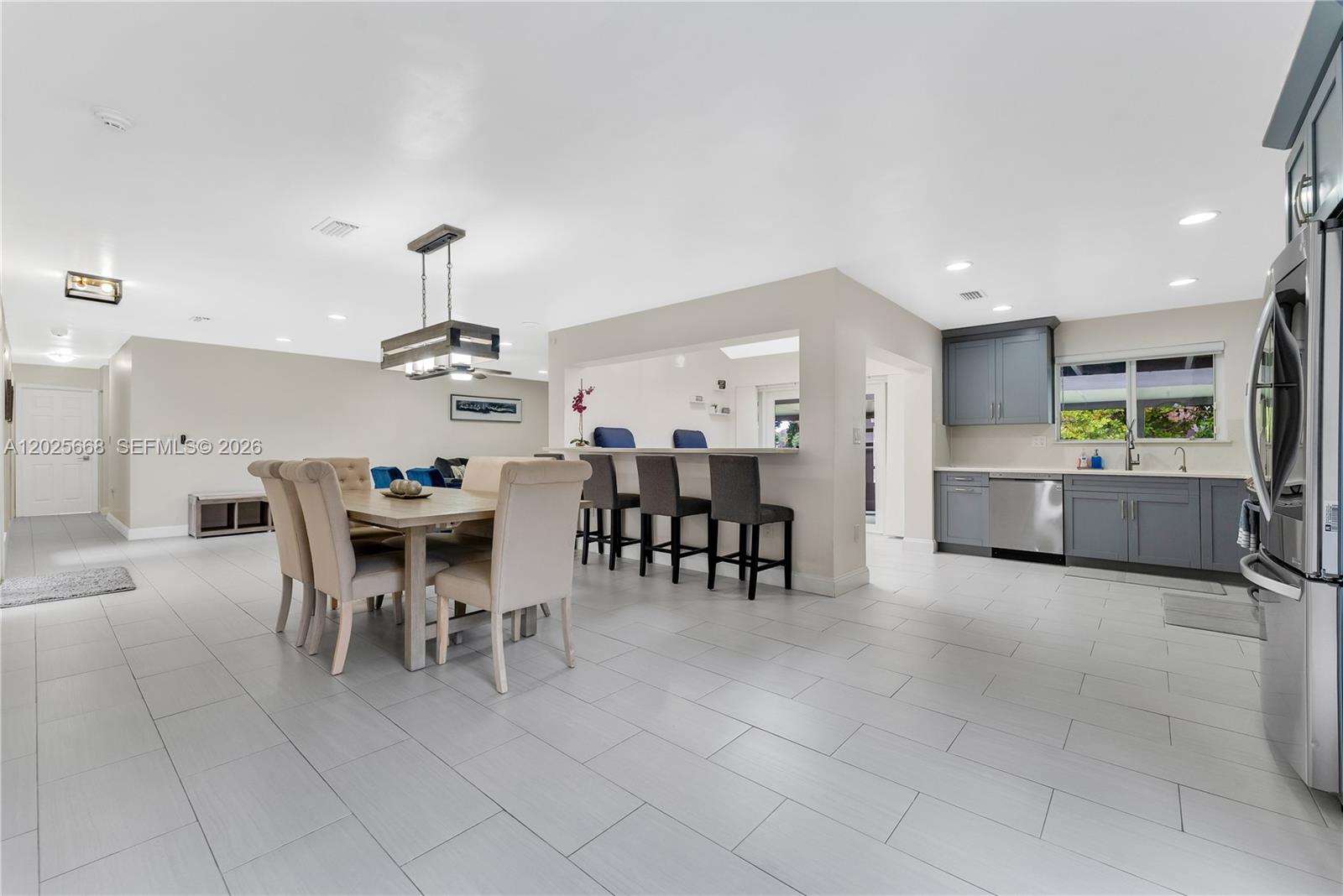 PALMETTO COUNTRY CLUB EST - Residential Lease