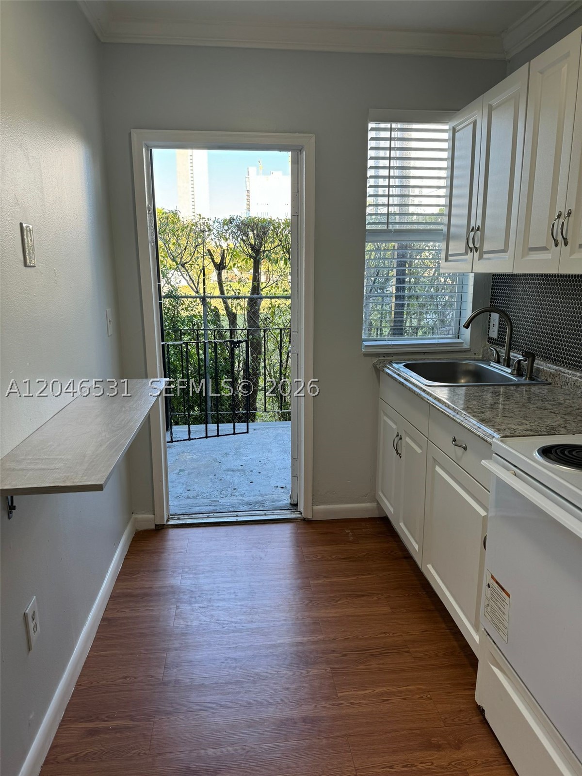RIVER POINT CONDO - Residential