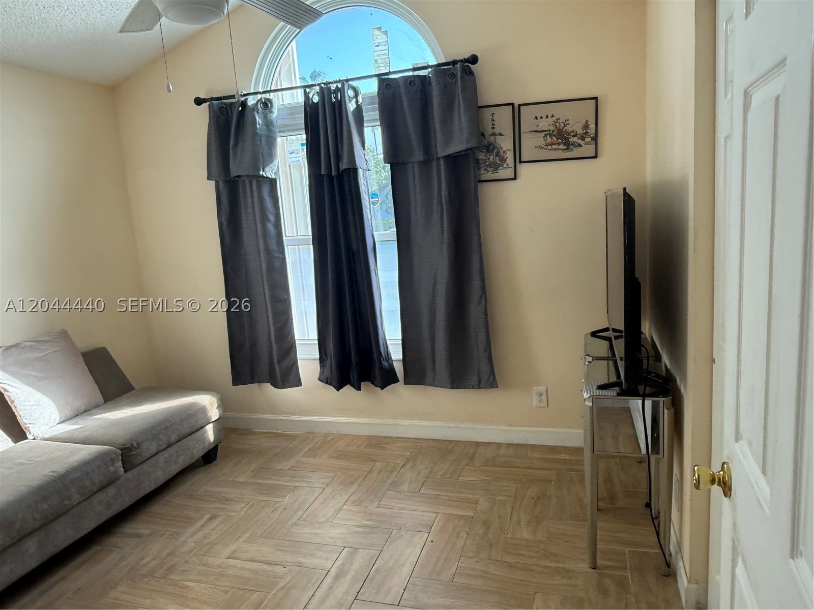 WELLINGTON TR 43 - Residential