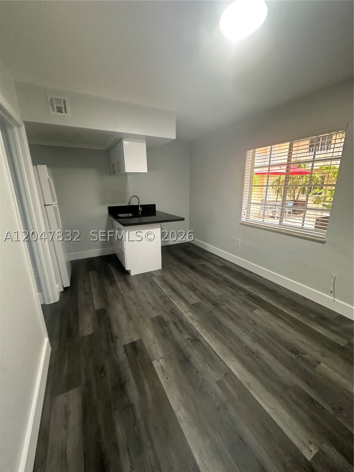 C GAB DOUGLAS SEC - Residential Lease