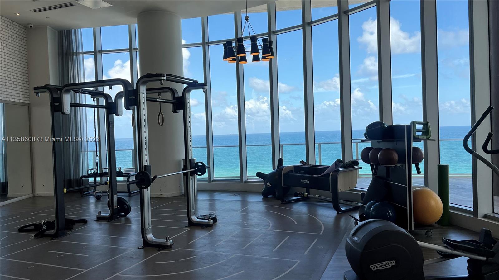 4111 SOUTH OCEAN DRIVE CO - Residential