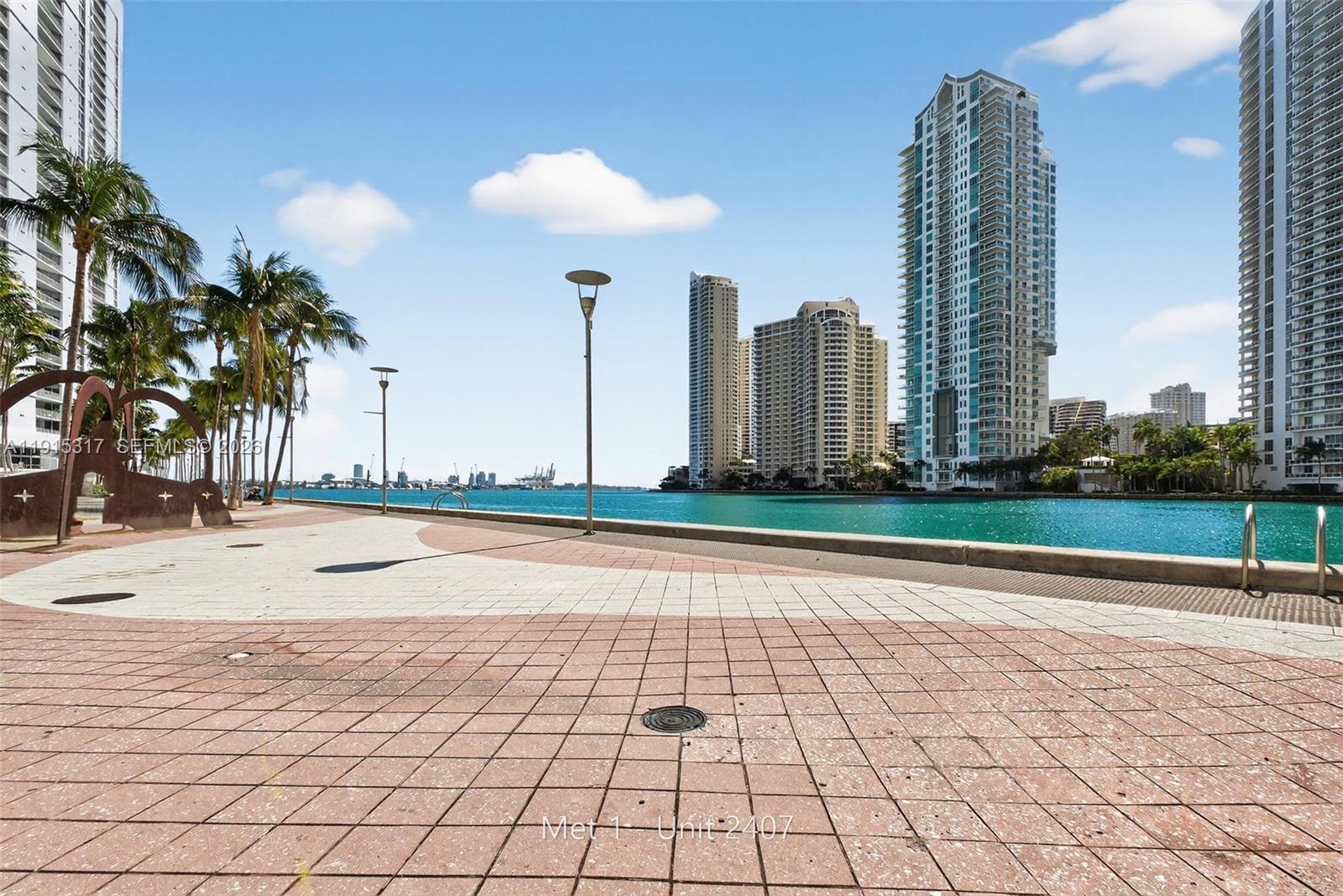 MET 1 CONDO - Residential