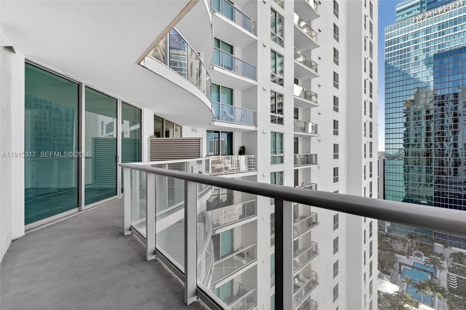 MET 1 CONDO - Residential