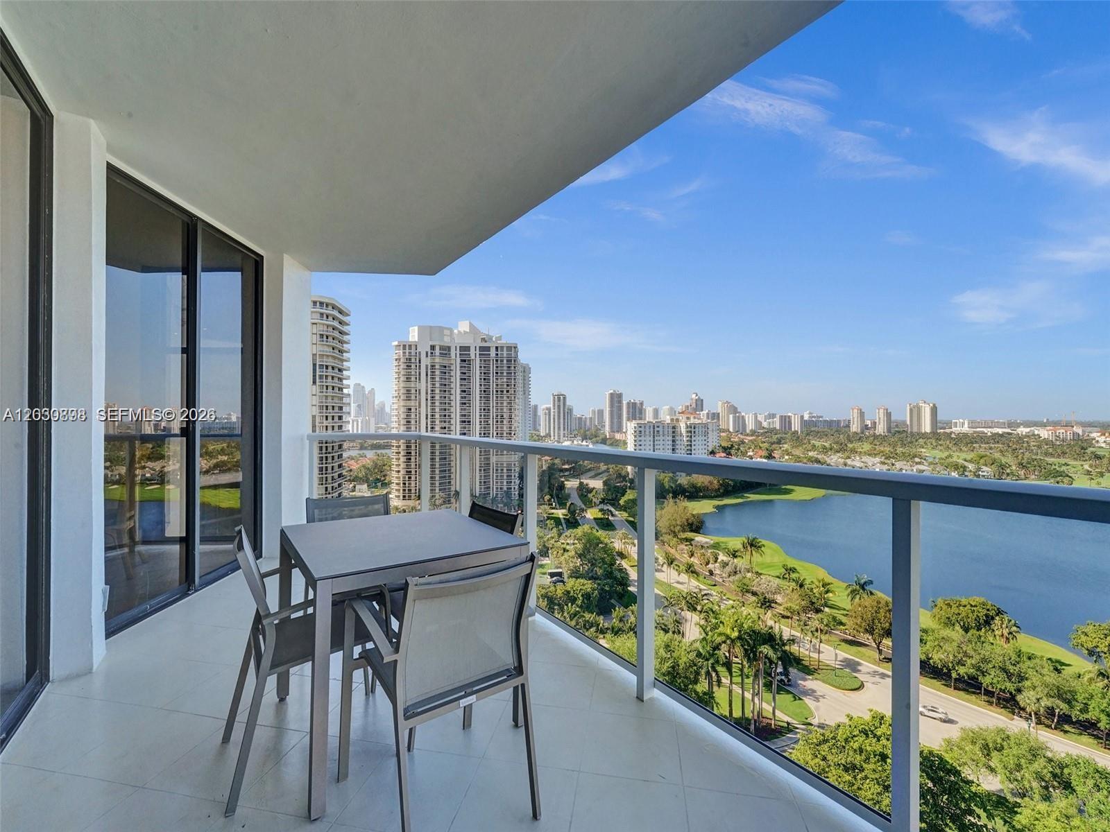 HAMPTONS WEST CONDO - Residential