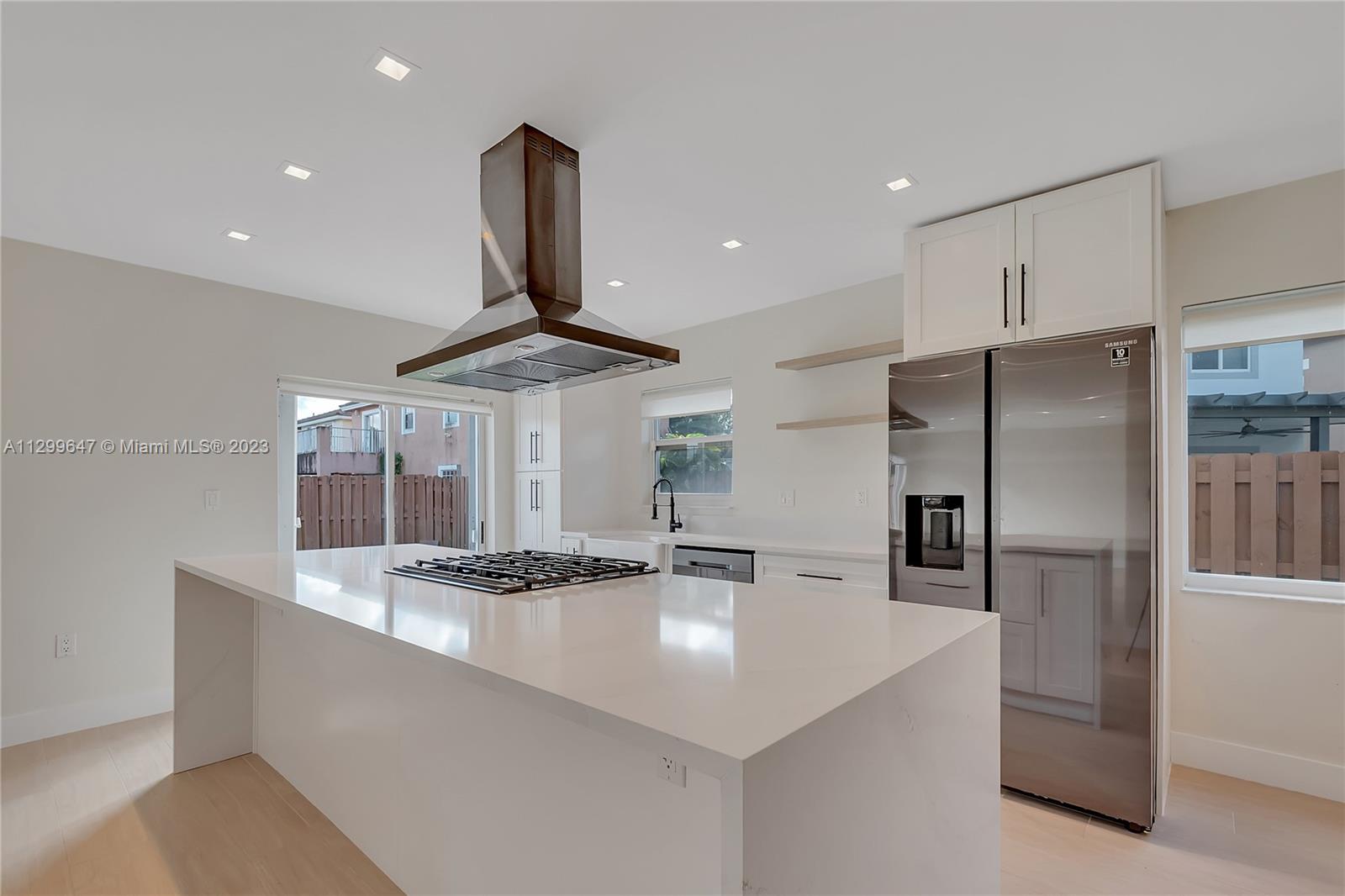 VILLAS OF OLD CUTLER - Residential