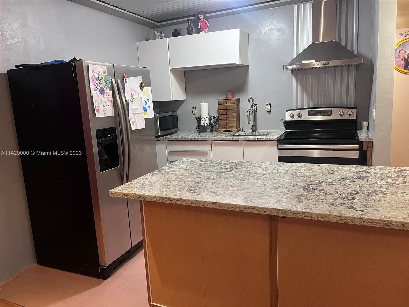 WESTLAND SOUTH CONDO - Residential