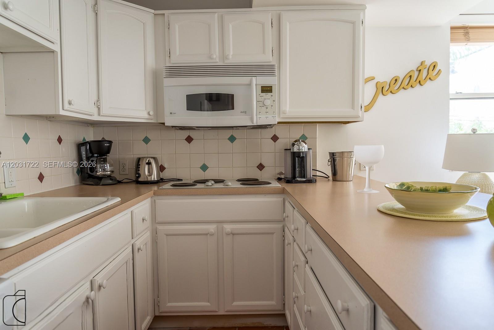 1390 OCEAN DRIVE CONDO - Residential Lease