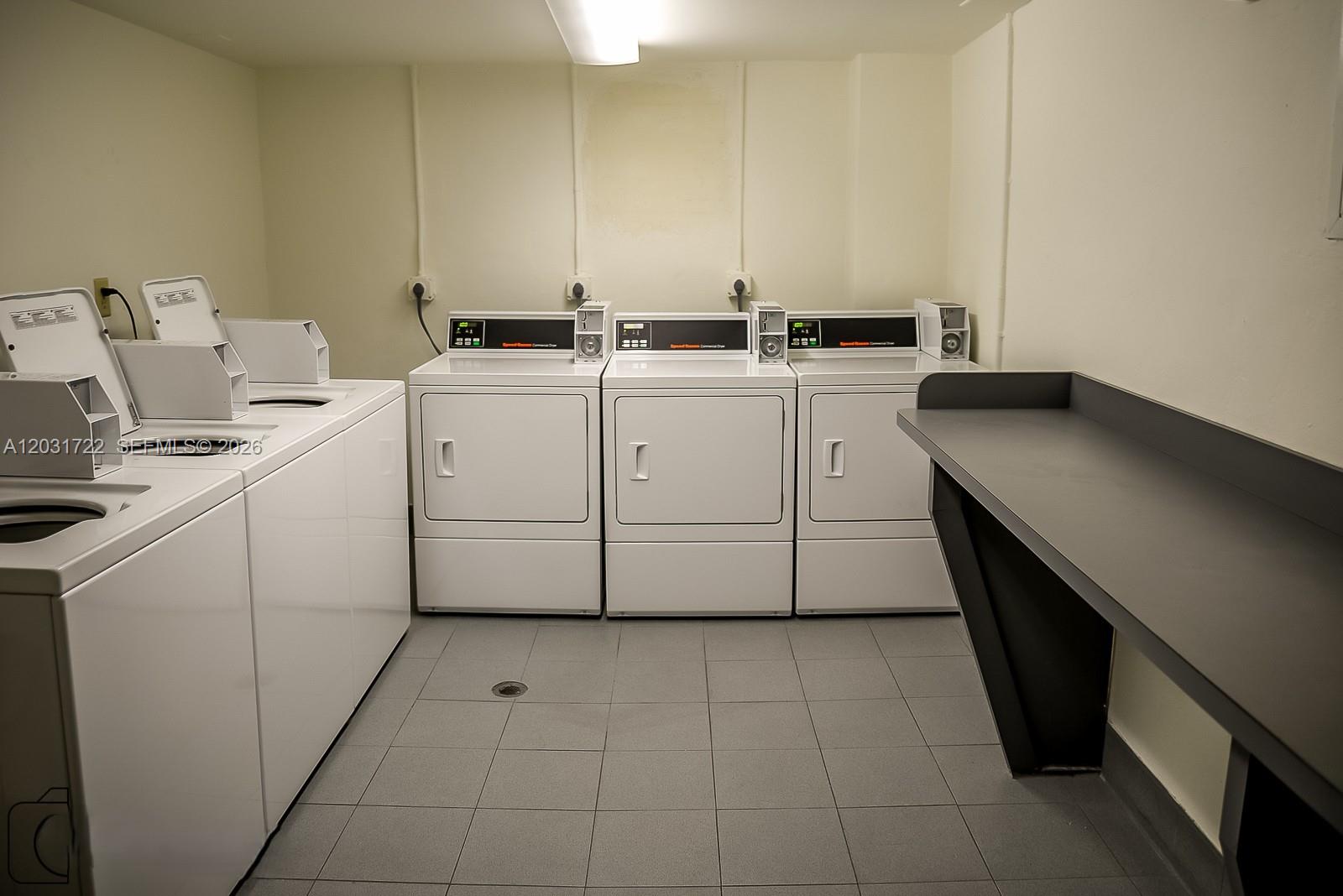 1390 OCEAN DRIVE CONDO - Residential Lease
