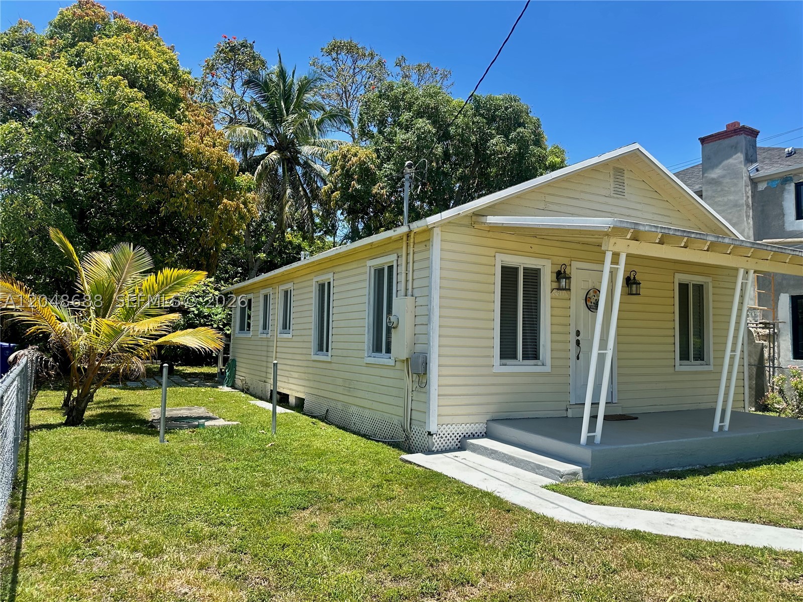 FROW HOMESTEAD - Residential Lease
