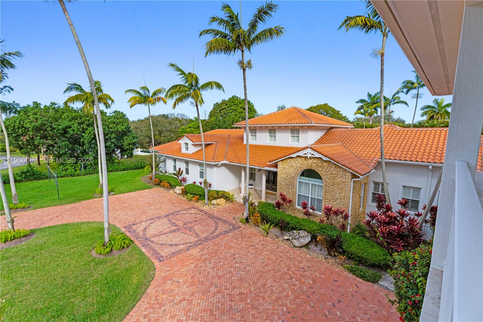 RIDGELINE ESTATES - Residential