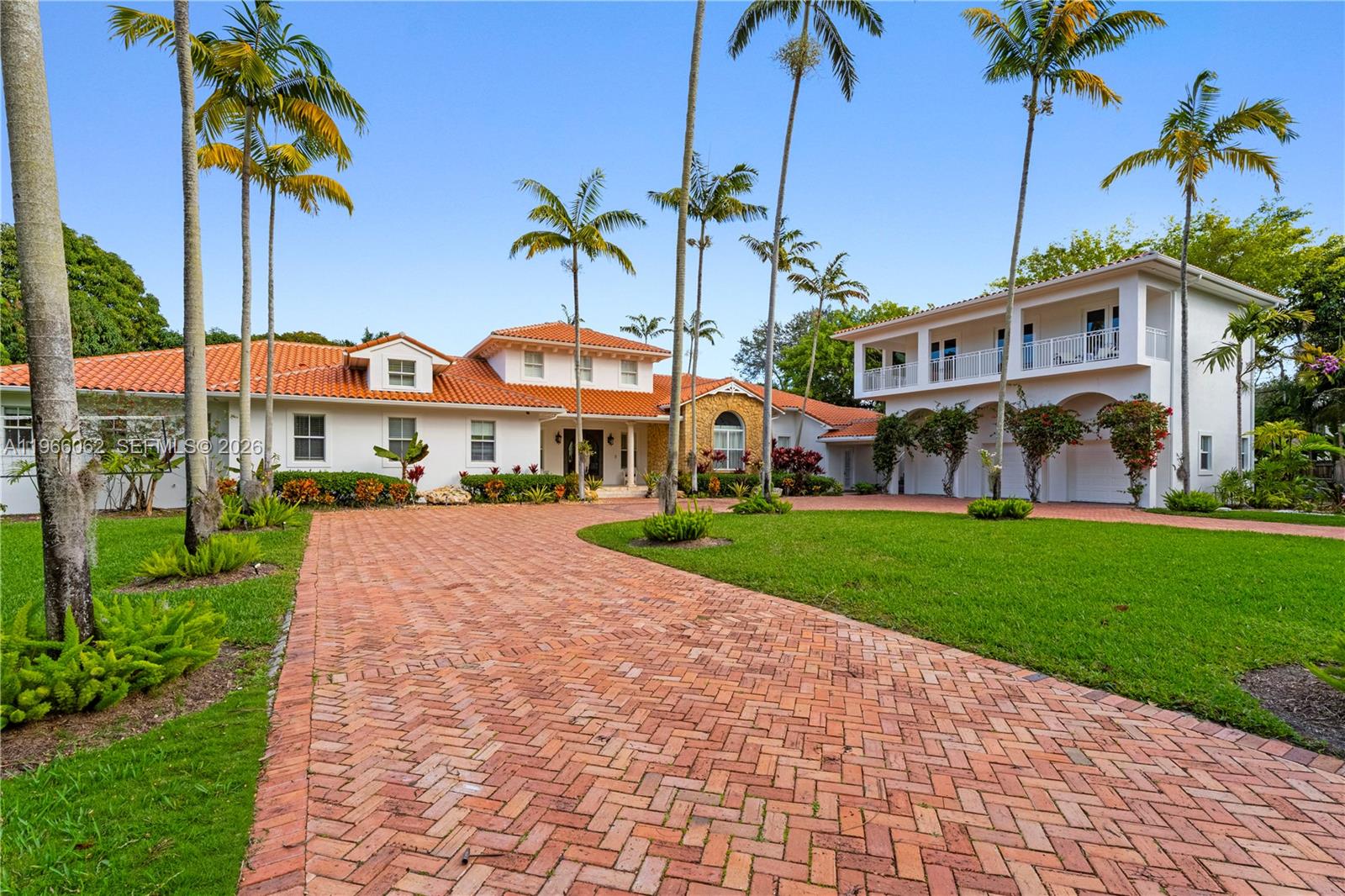 RIDGELINE ESTATES - Residential