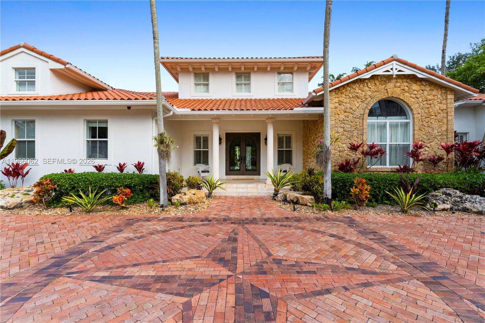 RIDGELINE ESTATES - Residential