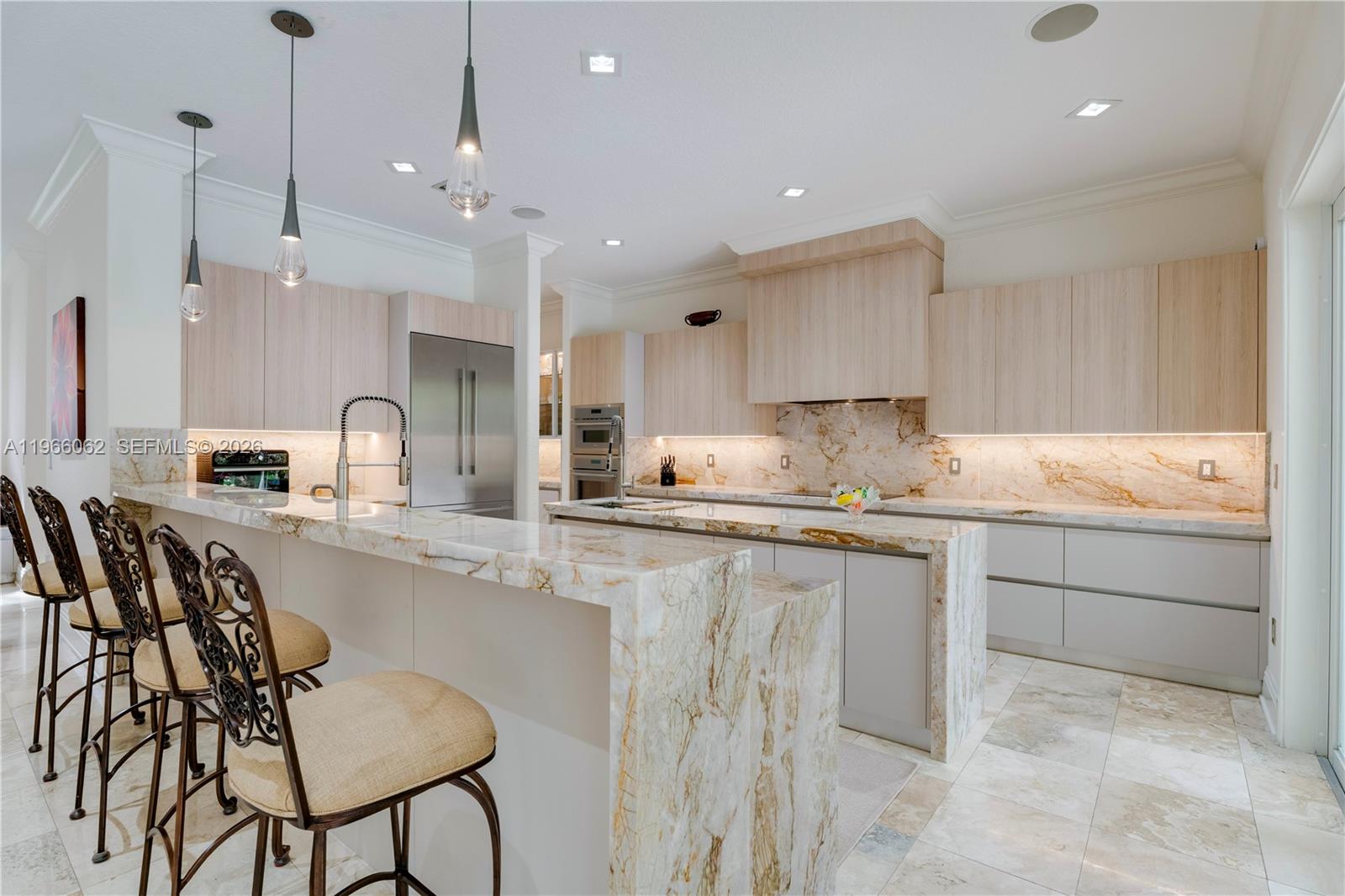 RIDGELINE ESTATES - Residential