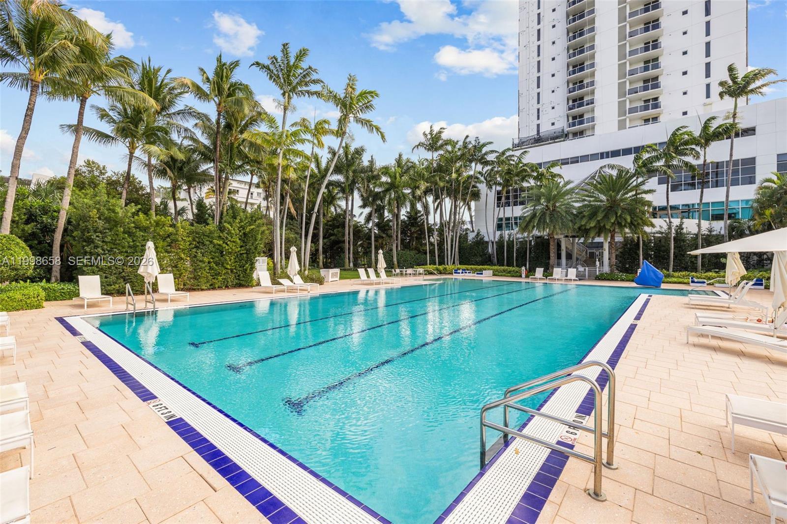 THE THS AT SUNSET HARBOUR - Residential