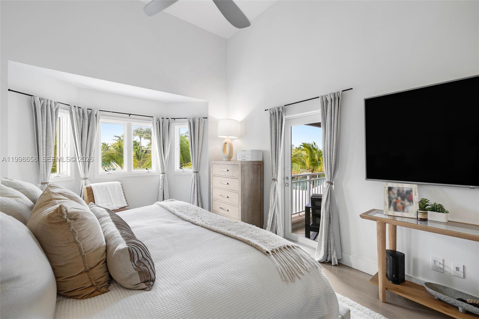 THE THS AT SUNSET HARBOUR - Residential