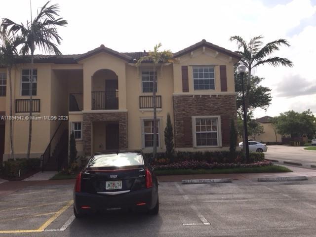 VILLAS AT CARMEL CONDO NO1 - Residential