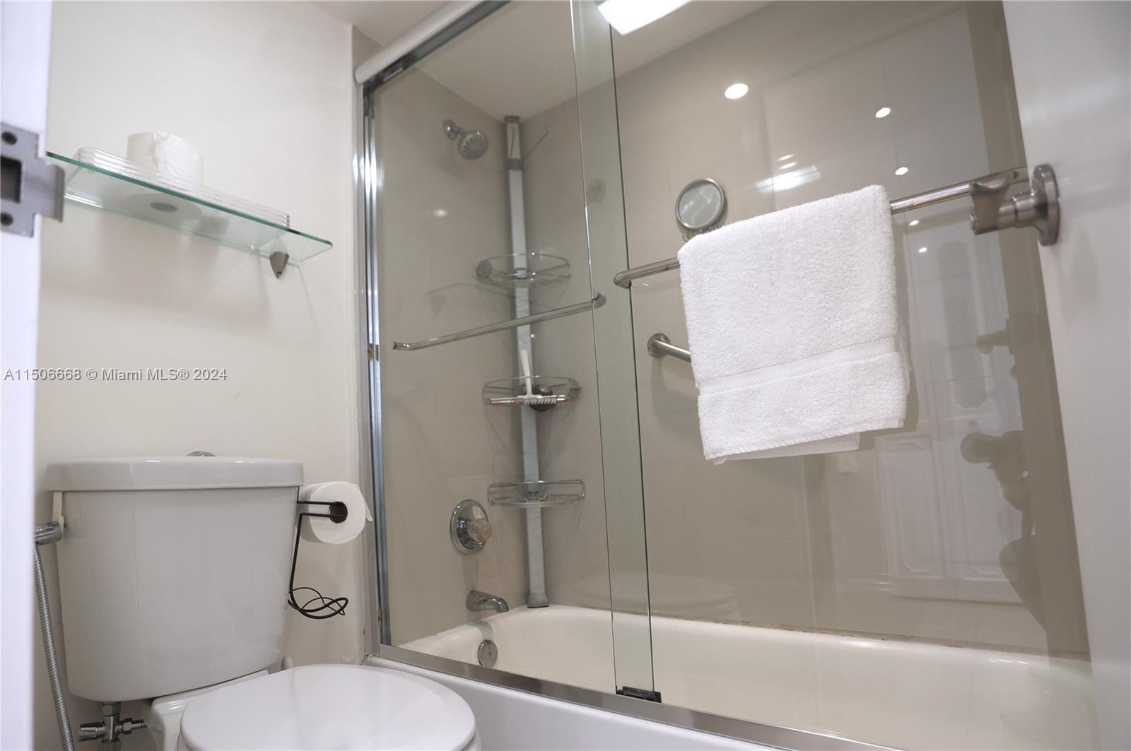 EL DORADO CONDO - Residential Lease
