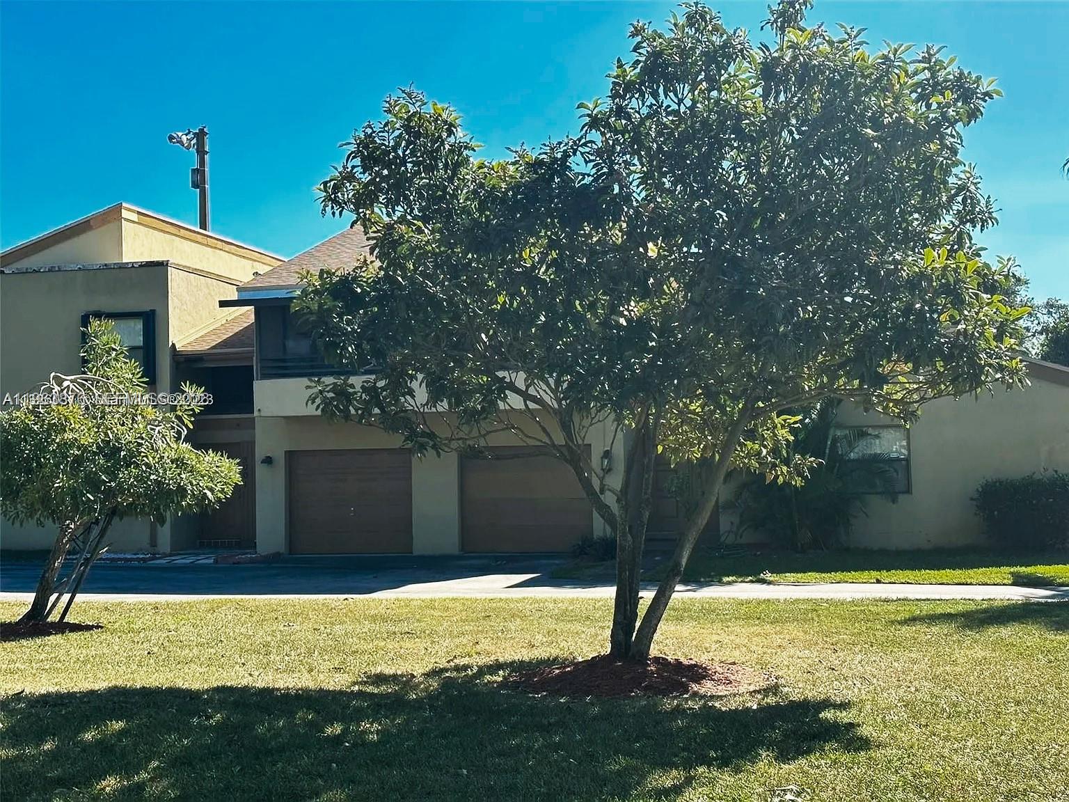 MISSIONWOOD AT MIRAMAR CO - Residential