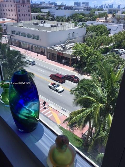 RONEY PALACE CONDO - Residential Lease