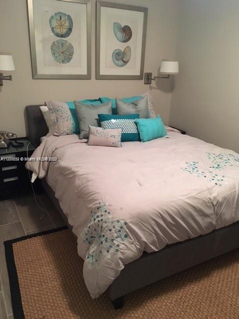 RONEY PALACE CONDO - Residential Lease