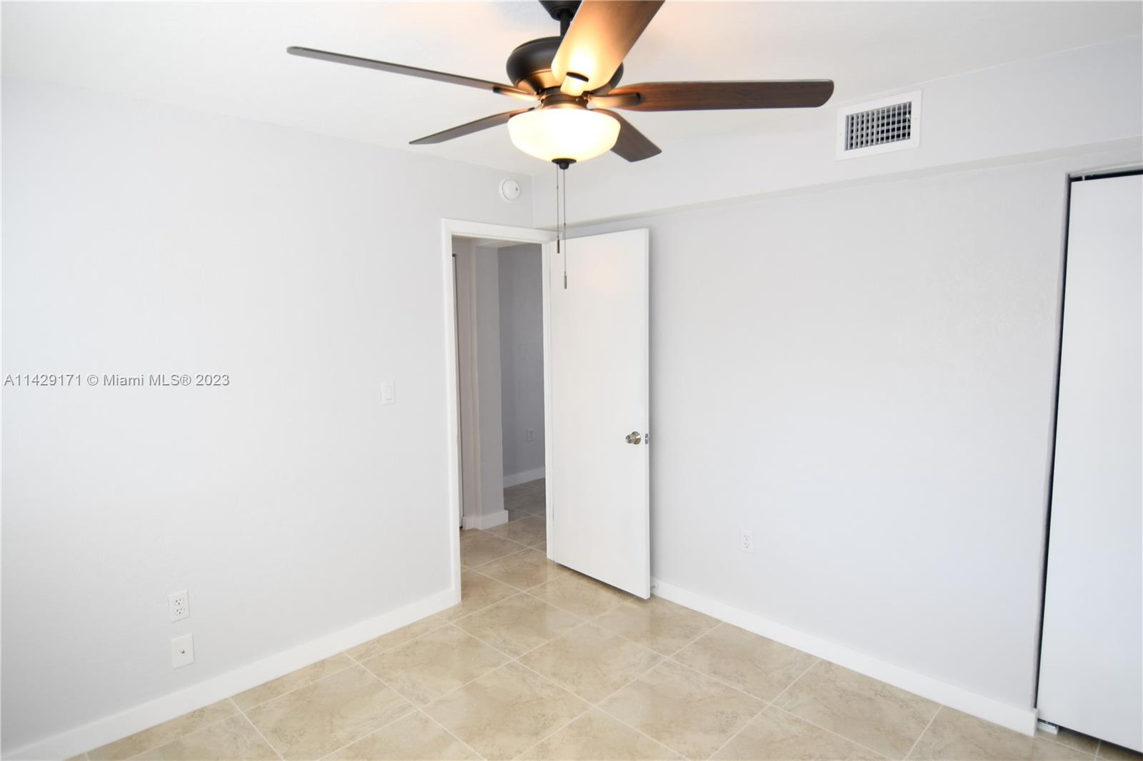 ORCHARD VILLA EXTENSION - Residential Lease