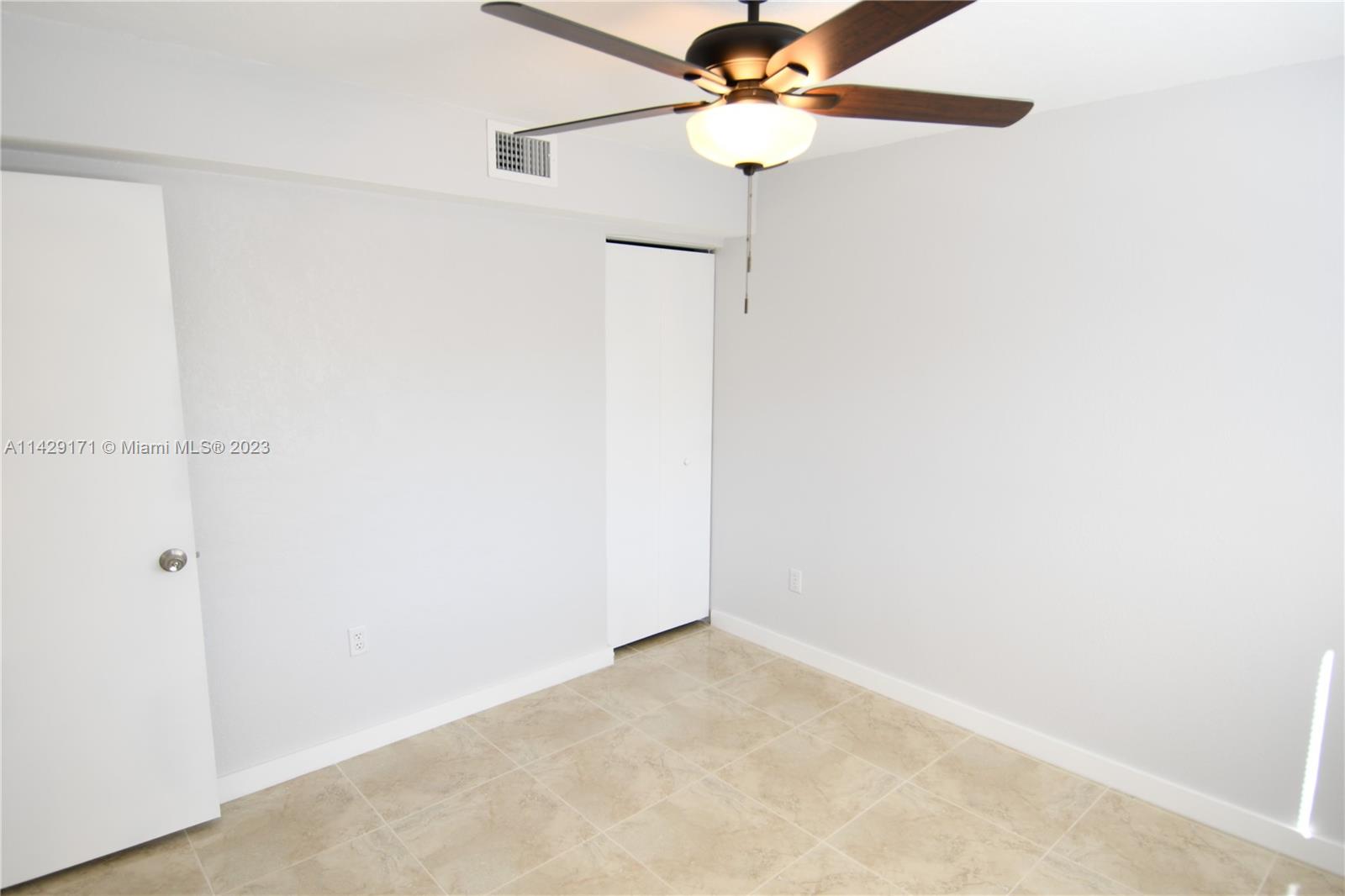 ORCHARD VILLA EXTENSION - Residential Lease
