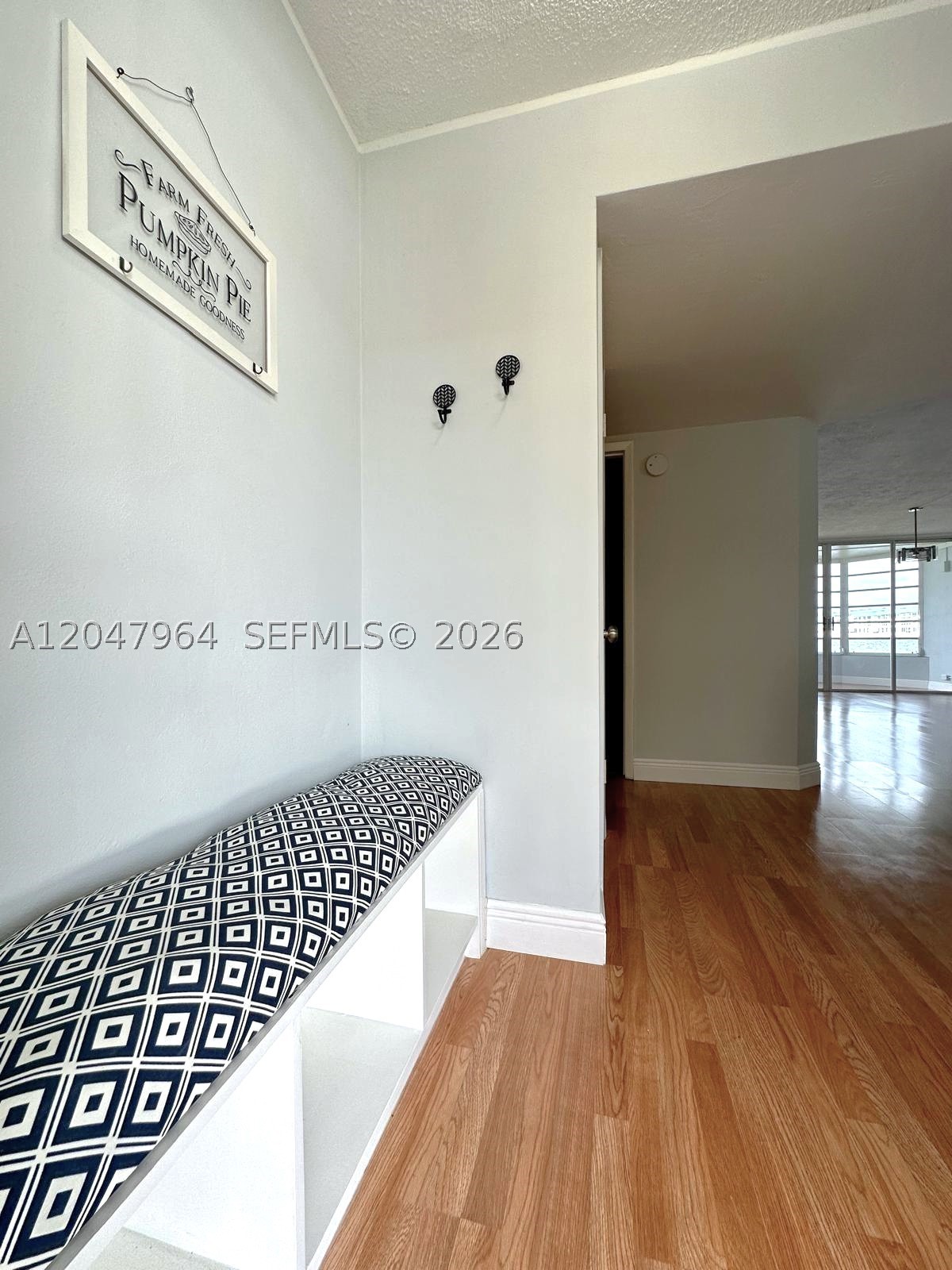 SIXTH FORUM CONDOMINIUM - Residential