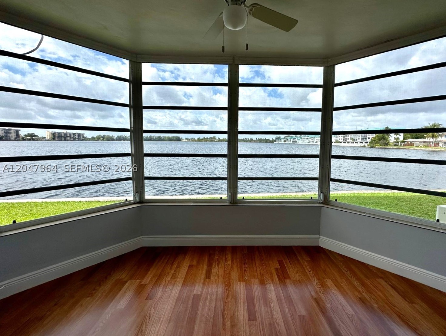 SIXTH FORUM CONDOMINIUM - Residential