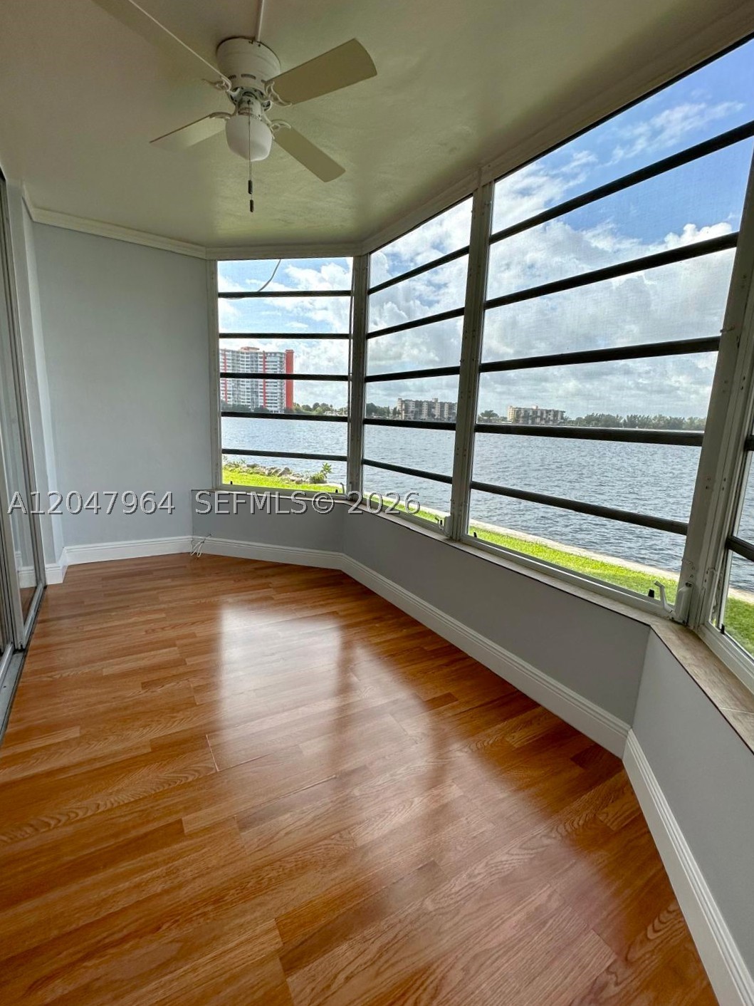SIXTH FORUM CONDOMINIUM - Residential