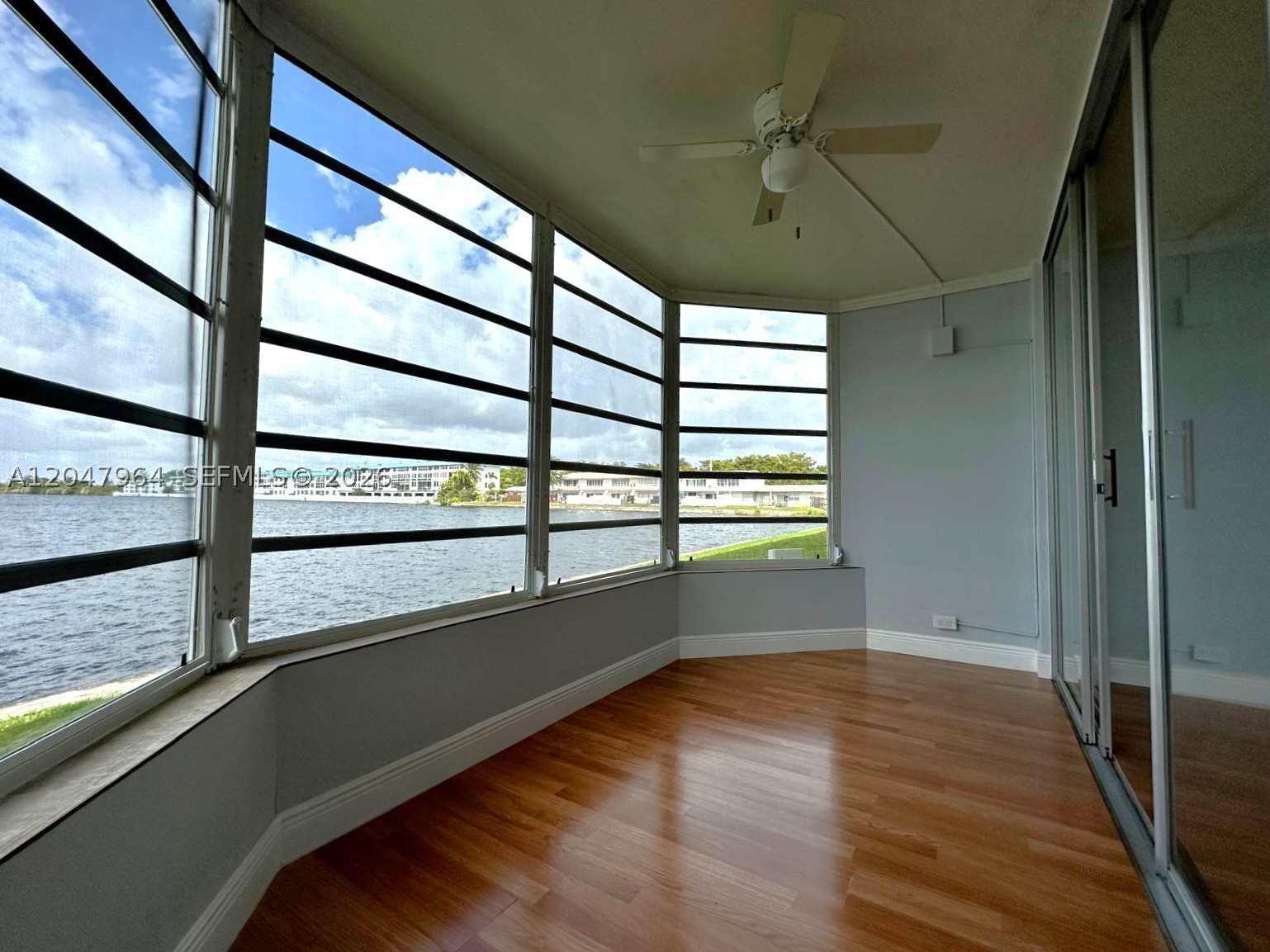 SIXTH FORUM CONDOMINIUM - Residential