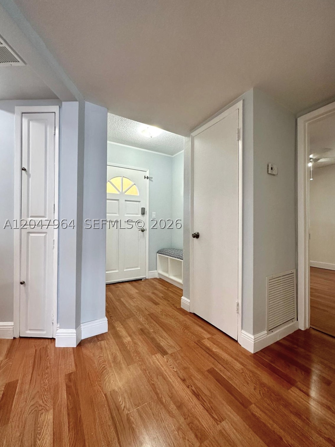 SIXTH FORUM CONDOMINIUM - Residential