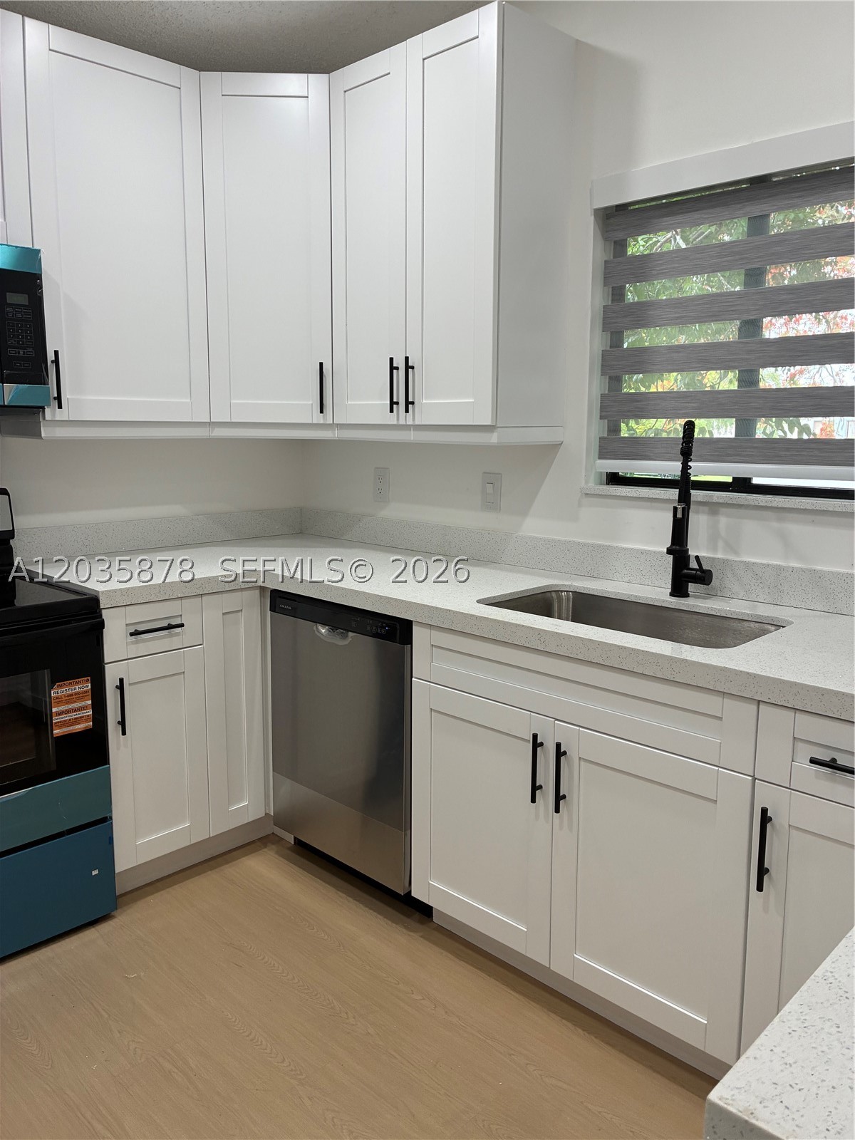 BISCAYNE VILLA HOMES SEC - Residential Lease