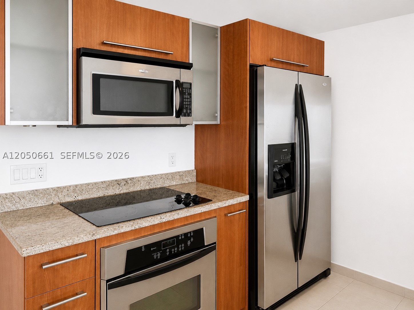 LATITUDE ON THE RIVER CON - Residential