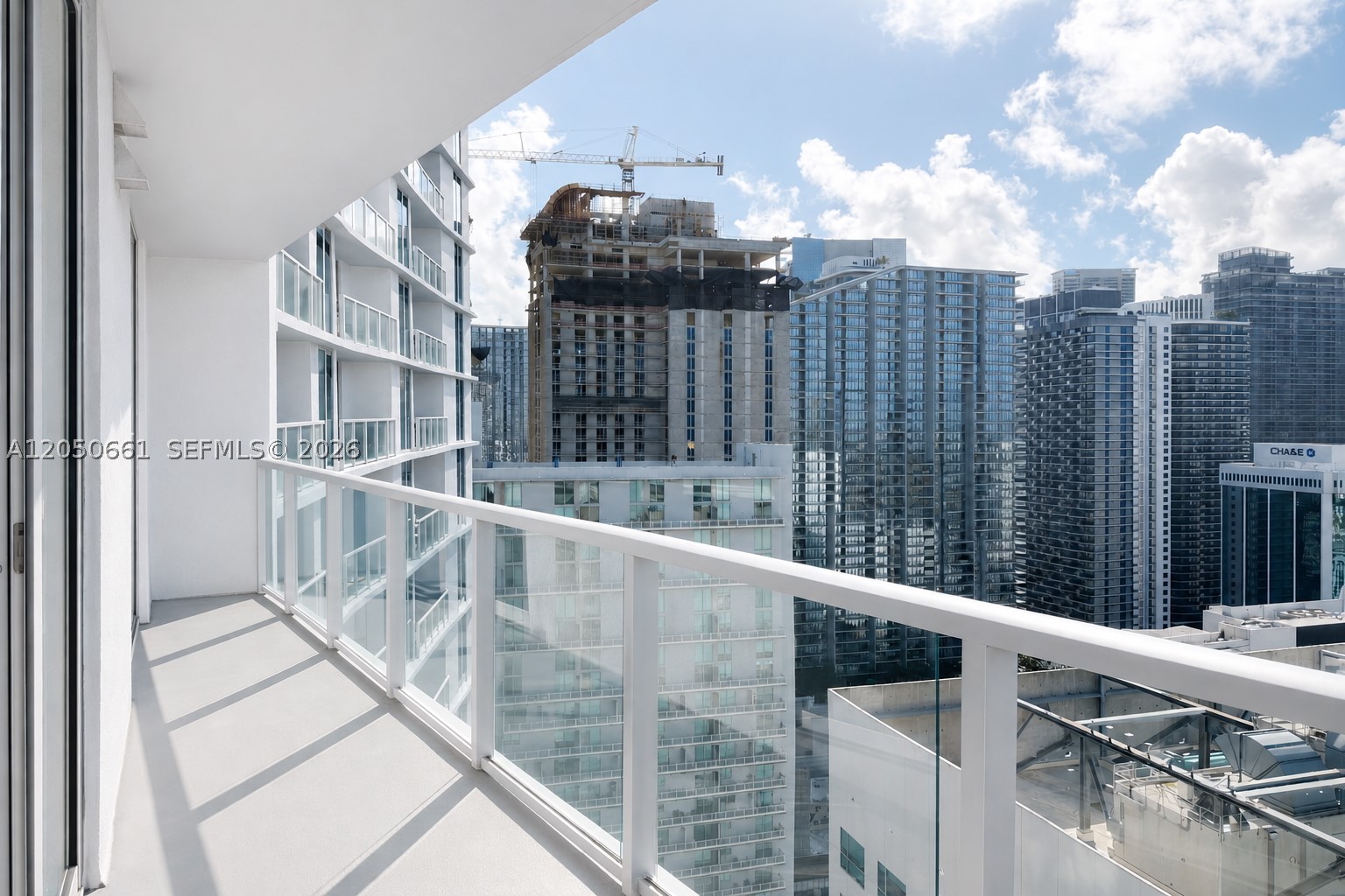 LATITUDE ON THE RIVER CON - Residential