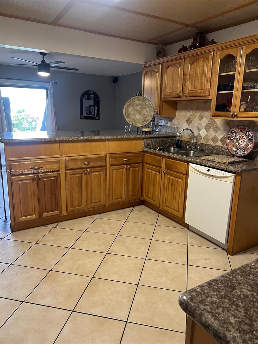 SPRINGS COLONY CLUB CONDO - Residential