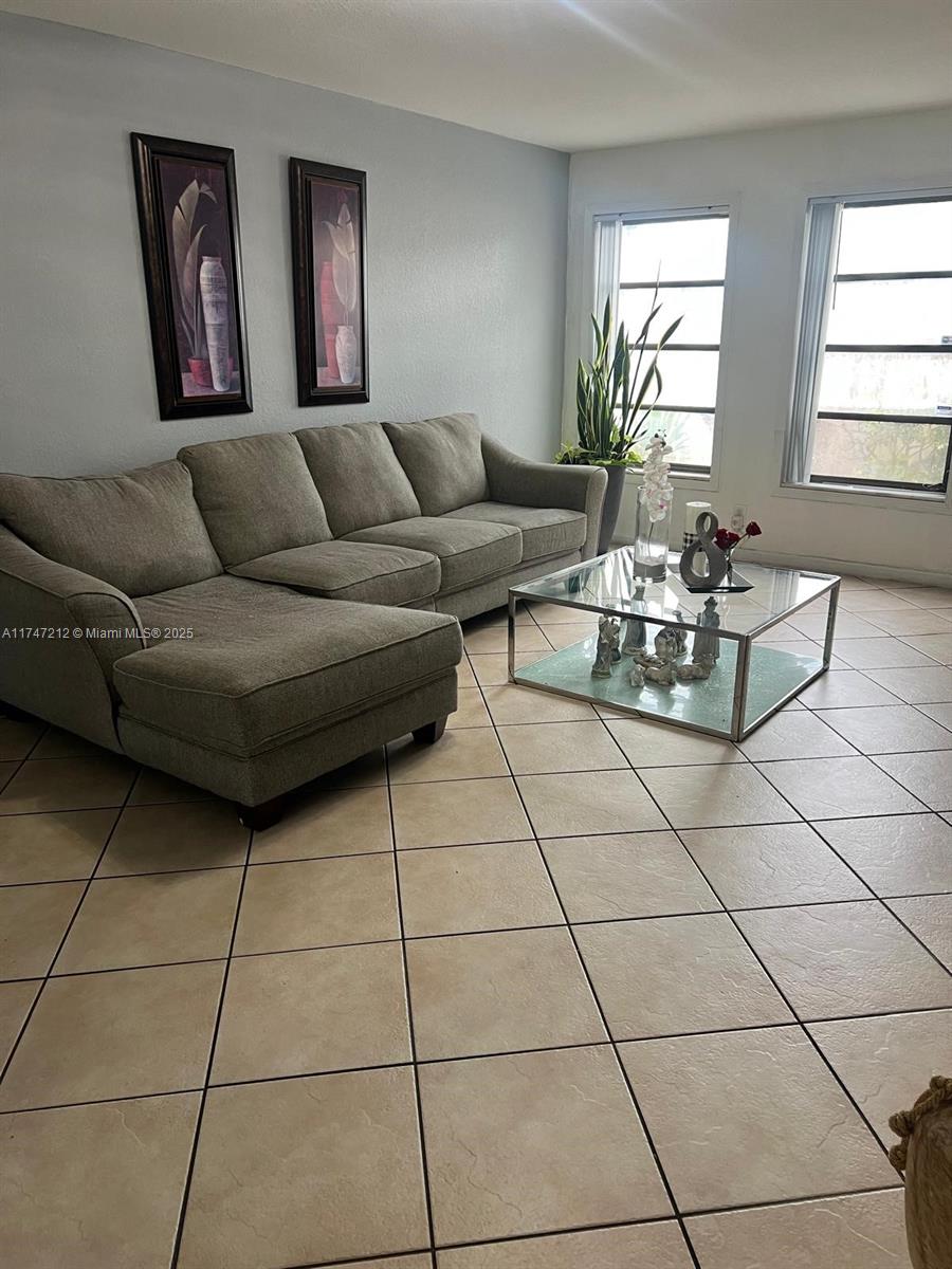 SPRINGS COLONY CLUB CONDO - Residential