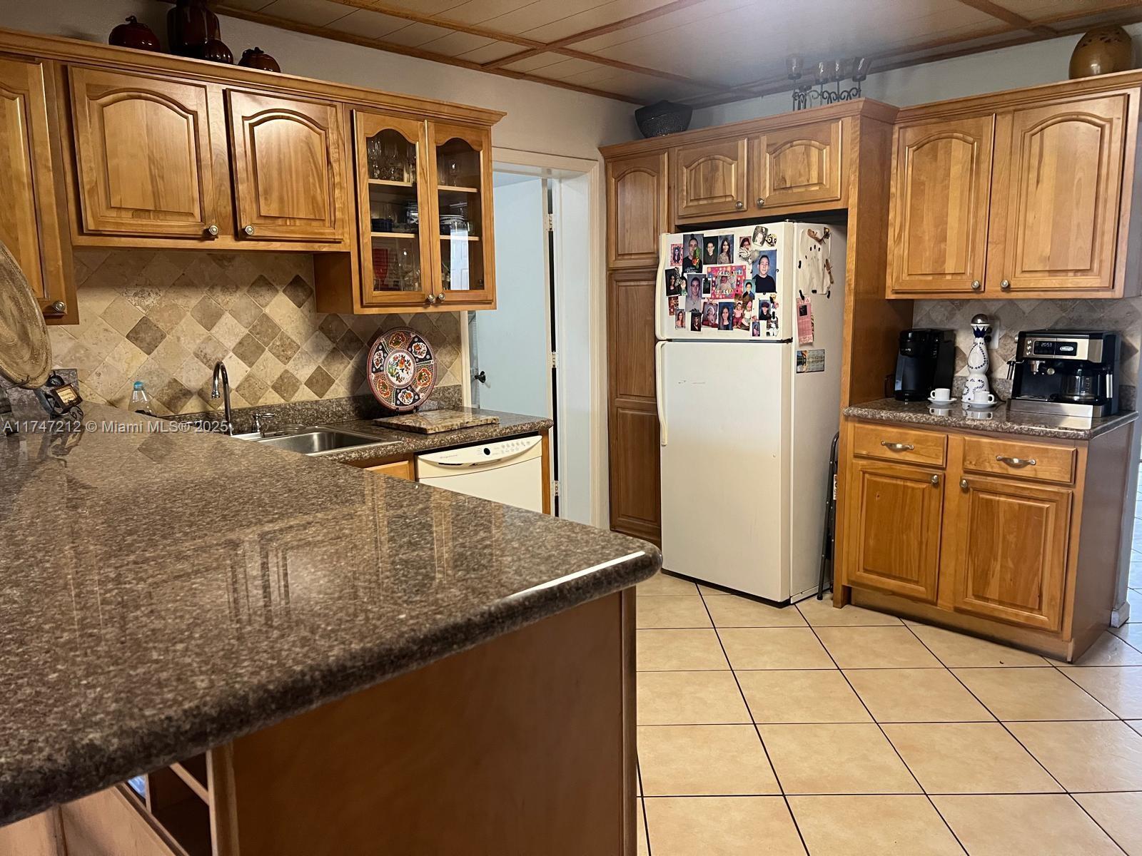 SPRINGS COLONY CLUB CONDO - Residential