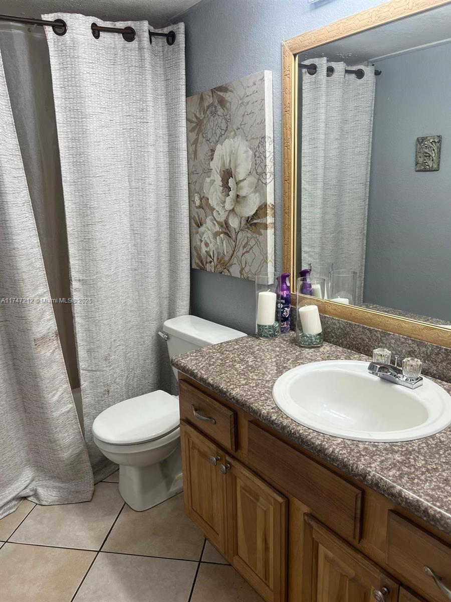 SPRINGS COLONY CLUB CONDO - Residential