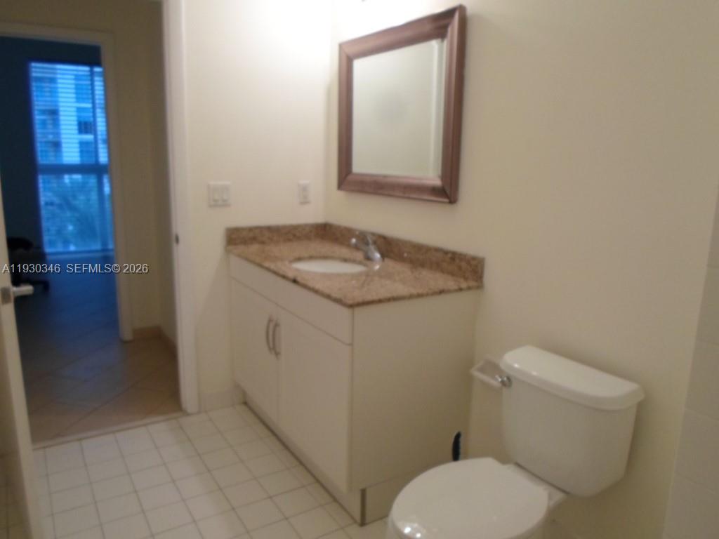 DOWNTOWN DADELAND - Residential
