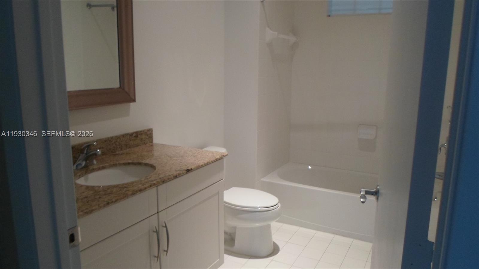 DOWNTOWN DADELAND - Residential