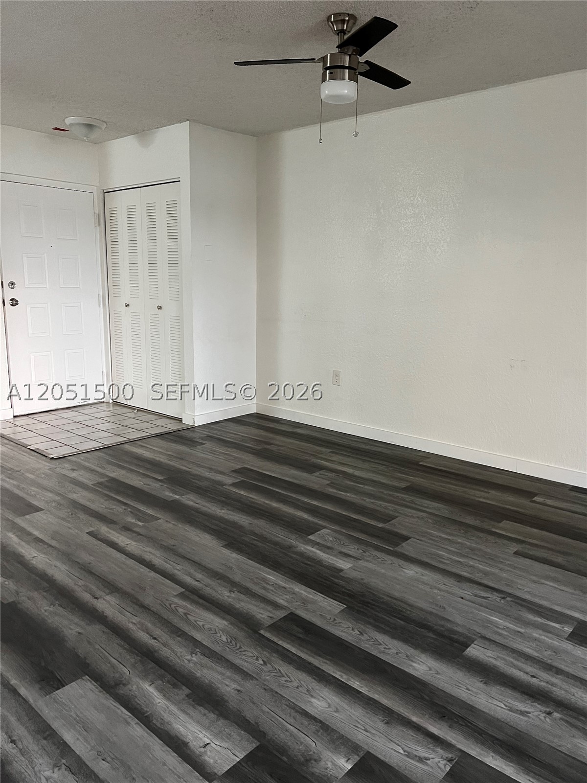 LAKEVIEW CLUB CONDO - Residential Lease
