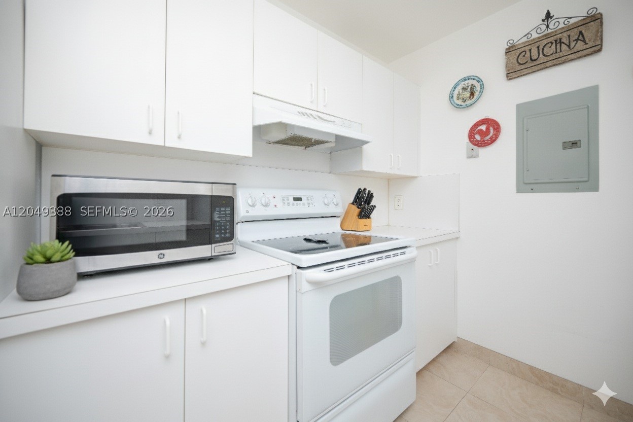 KINGS CREEK WEST CONDO BL - Residential Lease