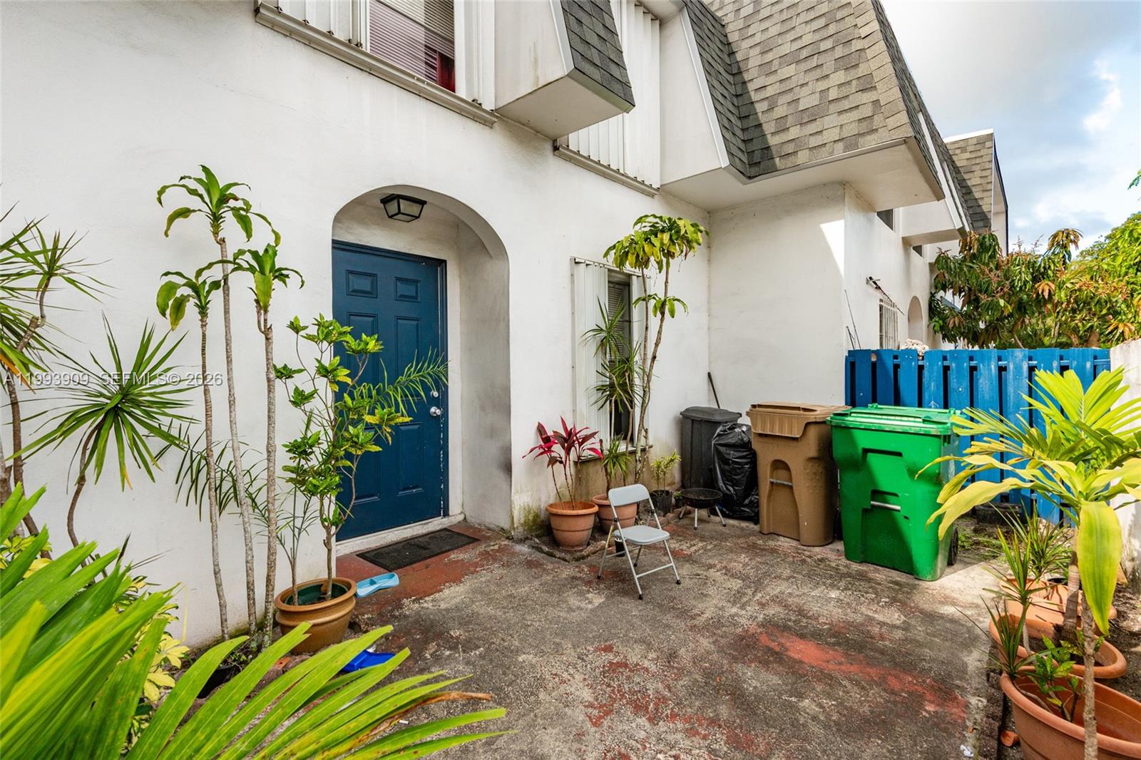 Spacious, impeccably maintained, and  3-bedroom, 2.5-bath townhouse in the heart of Davie! Ideally located just steps from Nova Southeastern University and Broward College, this home offers unmatched convenience for homeowners and investors alike.
Enjoy a large fenced-in private backyard—perfect for entertaining, pets, or relaxing outdoors The home features bright, open living areas and has been exceptionally well kept, offering a true move-in ready experience.
Centrally located with quick access to I-595, I-95, and the Turnpike, and surrounded by top shopping, dining, and everyday conveniences. A prime opportunity in one of Davie’s most desirable and high-demand locations!