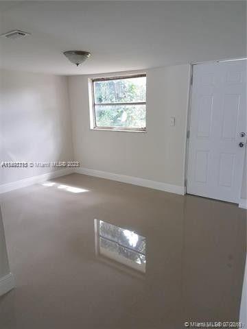 PLAYLAND ESTATES SEC 2 - Residential Lease