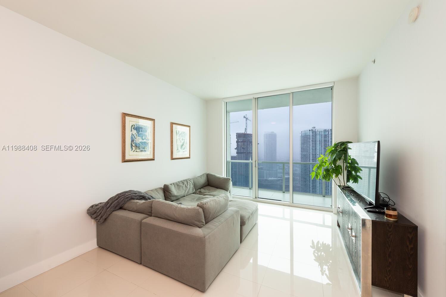 500 BRICKELL WEST CONDO - Residential
