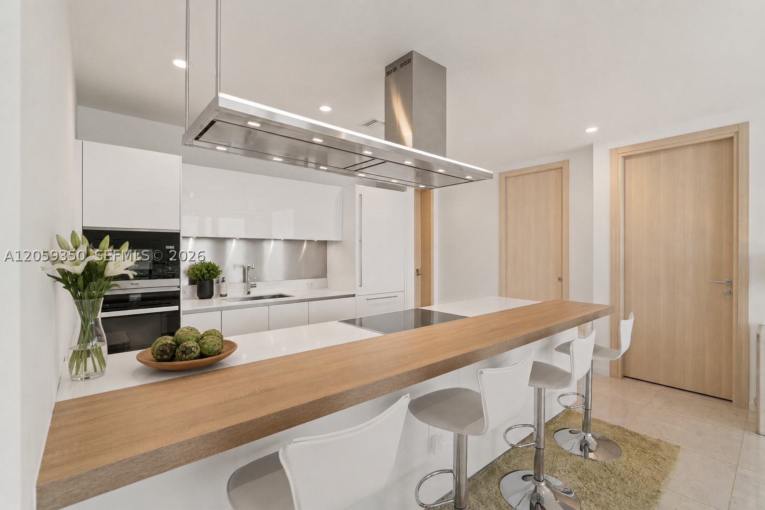 BRICKELL FLATIRON - Residential